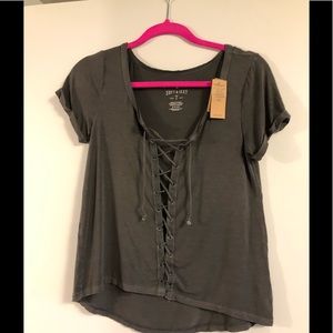 American Eagle lace up grey T-shirt